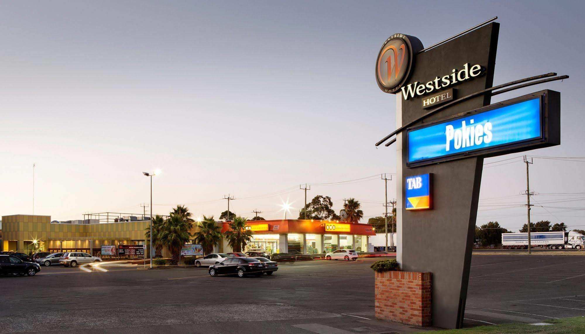 Nightcap At Westside Hotel Laverton Esterno foto